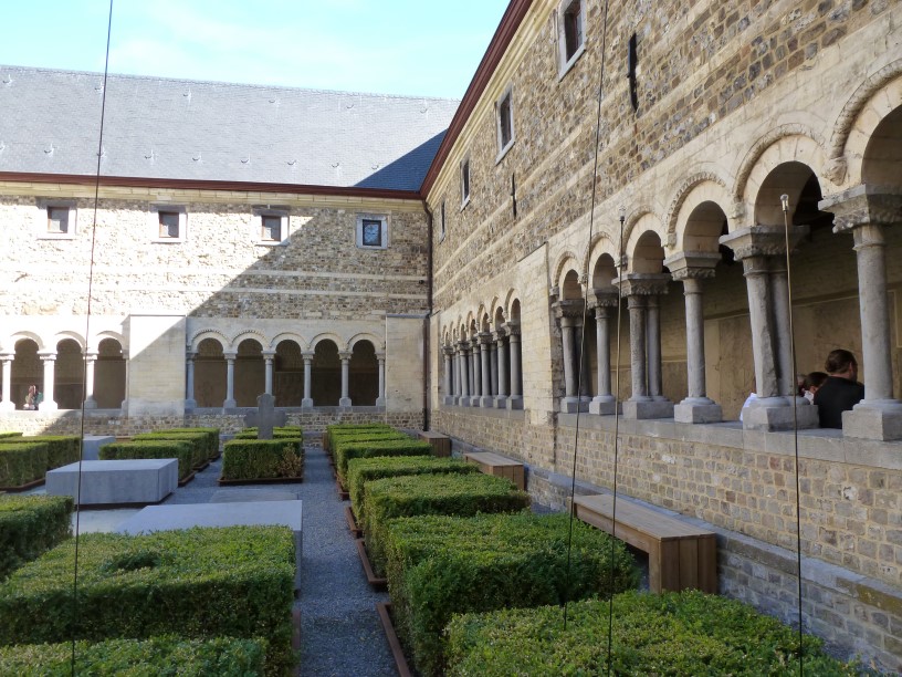 Klooster 816 x 612